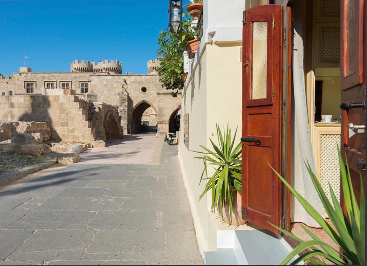 Nikos Takis Fashion Boutique Hotel Rhodes City Екстериор снимка