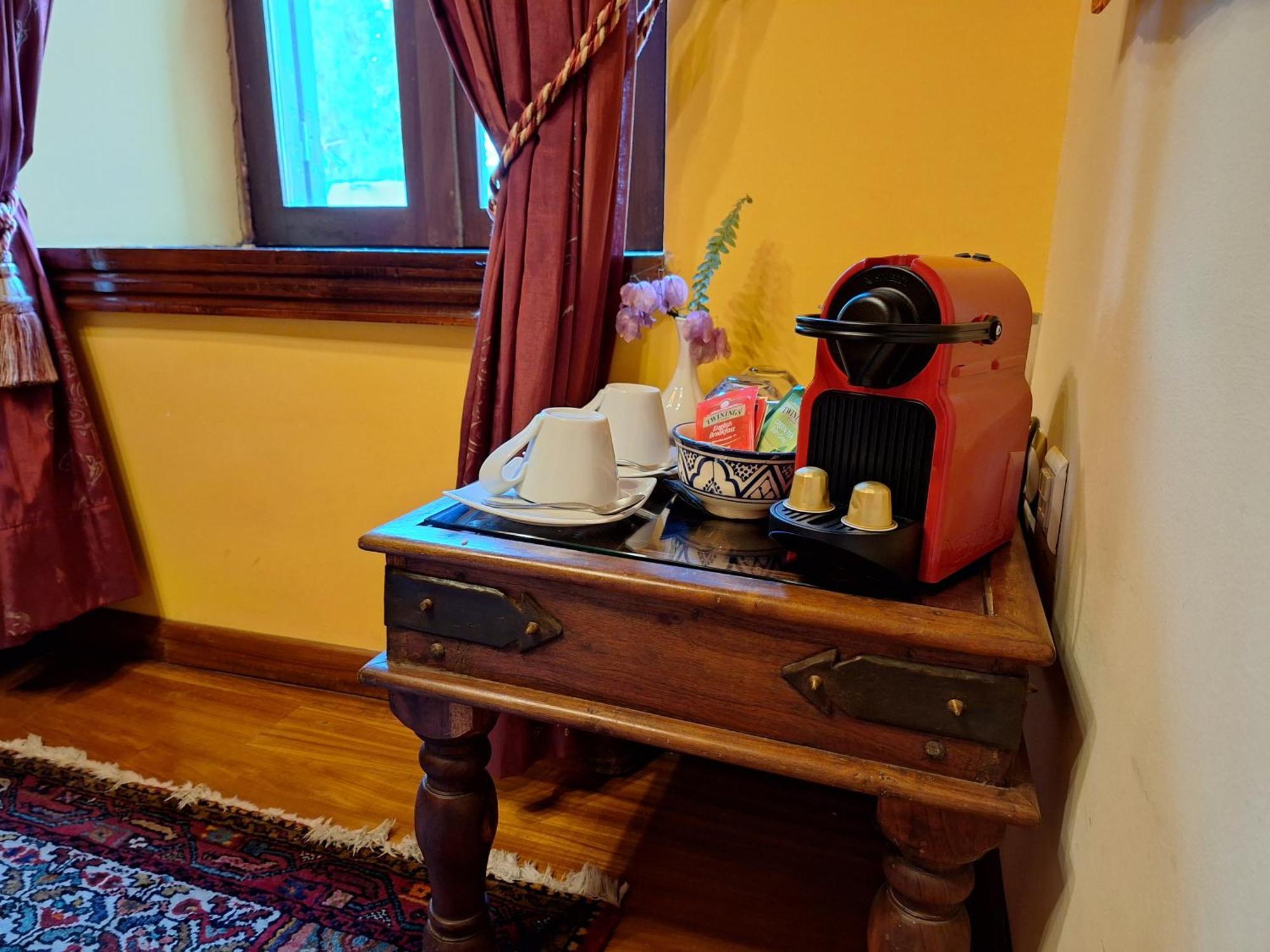 Nikos Takis Fashion Boutique Hotel Rhodes City Стая снимка
